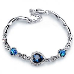 Jeulia Vintage Halo Heart Design Bracelet