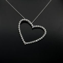 White Gold Heart Necklace – Round Diamonds