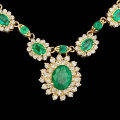 14K YELLOW GOLD 30CT EMERALD 4.50CT DIAMOND NECKLACE