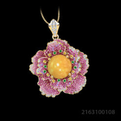 Summer colors with Melo Pearl